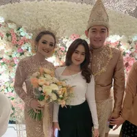 10 Potret Penampilan Selebriti yang Hadir di Pernikahan Ifan Seventeen dan Citra Monica
