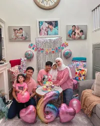 10 Potret Perayaan Ulang Tahun ke-6 Eijaz Anak Fairuz A Rafiq, Gelar Pesta Sederhana di Rumah dan Sekolah