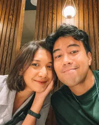 10 Potret Perjalanan Cinta Vidi Aldiano dan Sheila Dara yang Kerap Curi Perhatian - Mulai dari Putus Hingga Putuskan Menikah