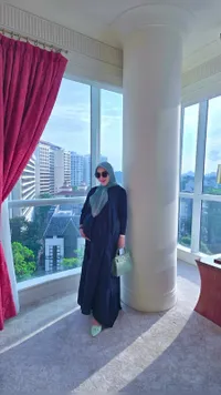 10 Potret Perlakuan Manis Reino Barack pada Syahrini yang Sebentar Lagi Melahirkan, Bikin Sang Istri Nyaman dan Enak Banget