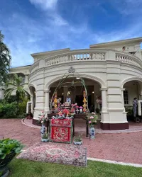 10 Potret Prosesi Pernikahan Mewah Transgender Cantik Nong Poy dengan Crazy Rich Thailand, Usung Adat Peranakan Baba Yaya yang Sarat Elemen Antik