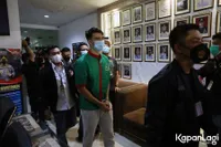 10 Potret Rilis Penangkapan Jeff Smith, Akui Sudah Konsumsi Ganja Sejak Lama