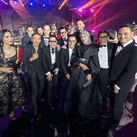 10 Potret Selebriti yang Hadir di '50th Anniversary Multivision Plus', Nagita Slavina Tampil Ceria - Prilly Latuconsina Disebut 'Hot' oleh Rossa 