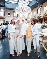 10 Potret Selebriti yang Hadiri Ulang Tahun Amelia Natadipura Kakak Angkat Nikita Mirzani, Yuni Shara dan Ussy Sulistiawaty Kompak Tampil Bak Remaja 