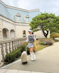 10 Potret Shandy Aulia Perdana Jajal Olahraga Golf, Penampilannya Bak Atlet Profesional - Sepatu Kelinci Curi Perhatian