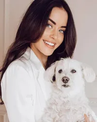10 Potret Sophie Lily Pacar Bule Richard Kyle, Cantiknya Dipuji Netizen Perpaduan Katy Perry dan Angelina Jolie