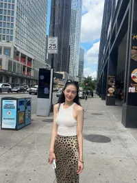 10 Potret Terbaru Park Gyu Young, Penembak Jitu di SQUID GAME yang Aslinya Cantik Meski Tanpa Makeup
