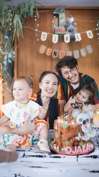 10 Potret Ulang Tahun Djala Anak Nadine Chandrawinata, Meriah Dirayakan Bareng Keluarga - Dekorasi dari Barang Bekas Curi Perhatian