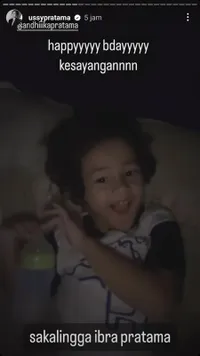 10 Potret Ulang Tahun ke-3 Saka Anak Ussy Sulistiawaty, Dirayakan Bersama Teman Sekelas - Sempat Nggak Mau Sekolah Karena Asyik Buka Kado