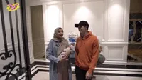 10 Potret Zaskia Sungkar dan Irwansyah Unboxing Kado Baby Ukkasya, Dapat Hadiah Lucu Dari Kiano 