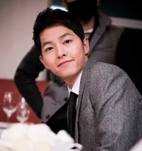 10 Seleb Korea Berwajah Ganteng Nyaris Sempurna Menurut Science