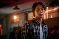 11 Aktor Ganteng Ini Pernah Jadi Culun di Drama Korea tapi Justru Makin Disukai
