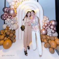 11 Gaya Ashanty Saat Hadiri Pesta Ultah Selebriti Lain, Glamor Nan Anggun - Cocok Jadi Inspirasi