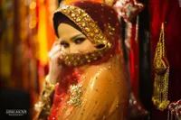 11 Momen Manis Malam Berinai Cut Meyriska dan Roger Danuarta, Ada Senyum Malu-Malu