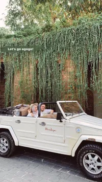 11 Potret Bulan Madu Dian Pelangi, Dinner Romantis - Seru-seruan Dibonceng Suami