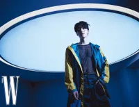 11 Potret Minhyun NUEST Pamer Visual Ganteng dan Pesona Maskulin di Majalah 'W Korea', Bikin Hati Dag Dig Dug!