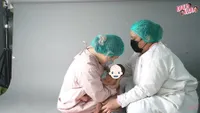 11 Potret Newborn Photoshoot Baby Verhaag Anak Kedua Jessica Iskandar, Bikin Gemas Meski Wajahnya Masih Disembunyikan