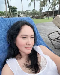 11 Potret Pungky Sukmawati Mantan Kekasih Ahmad Dhani yang Jarang Tersorot, Kini Berkarir di Politik - Sempat Dibilang Mirip Mulan Jameela