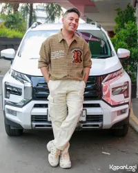 10 Potret 'Wardrobe' Berjalan Gunawan LIDA yang Jarang Diperlihatkan, Penuh Perlengkapan - Akui Pernah Hidup Boros