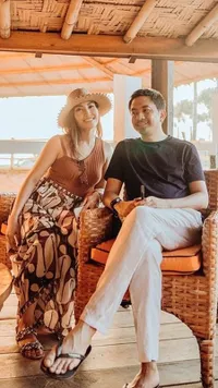 11 Seleb Ini Tetap Bekerja Meski Dinikahi Pengusaha Bergelimang Harta, Ada Nia Ramadhani - Terbaru Nikita Willy