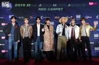 12 Foto Red Carpet Para Bintang K-Pop di MAMA 2019, Ada BTS Sampai TWICE!