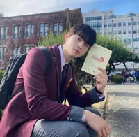 12 Idol K-Pop Pria yang Membintangi Drama Korea Tahun 2021 - Actingnya Nggak Main-Main!