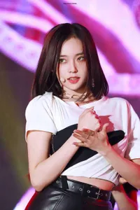 12 K-Pop Idol Ini Punya Pesona Bak Vampir Cantik, Jennie BLACKPINK - Irene Red Velvet