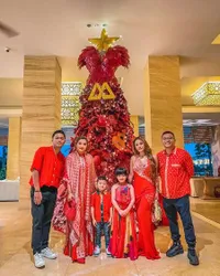 12 Pasangan Selebritis yang Punya Empat Anak atau Lebih, Kompak dan Ramai Selalu