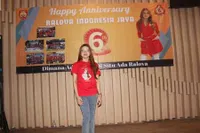 12 Potret Keseruan Anniversary 6 Tahun RALOVA dan Birthday Party Lady Rara, Dari Tumpengan Sampai Nyanyi Bareng Idola