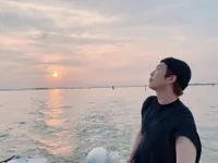 12 Potret Pesona Kece RM BTS Saat Menikmati Liburan di Eropa, Bikin Meleleh!