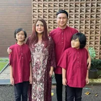 12 Tahun Bersama Potret Rumah Tangga Wina Natalia dan Anji yang Kini Sedang Berada di Ujung Tanduk