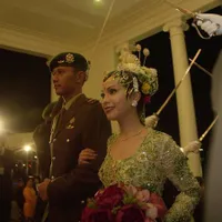 13 Foto Mesra Agus - Annisa Yudhoyono, Bikin Fans Baper Jamaah