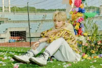 14 Foto Teaser NCT Dream 'Hello Future' Pamer Visual Ganteng dan Segar Bak Es Kelapa Muda di Musim Panas!