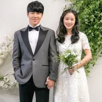 15 Foto Pernikahan Kim Tae Hee dan Lee Kyu Hyung di 'Hi Bye Mama', Manis Banget!