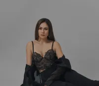 15 Potret Artis Tanah Air Makin Cantik Usai Putuskan Jadi Janda di Usia Muda, Ada Inara Rusli Hingga Wulan Guritno