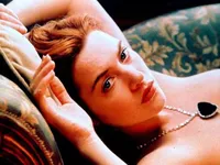 10 Perhiasan Berkilau Dari Film Hollywood