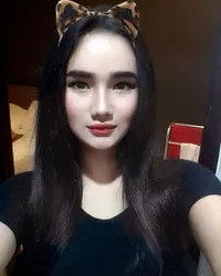 21 Tahun Sudah Jadi Ibu, Foto-Foto Bukti Faby Marcelia Hot Mom!