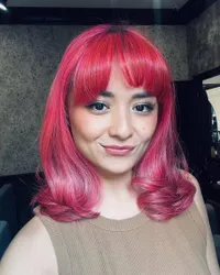 2 Tahun Sejak Kepergian Sang Suami, Potret Joanna Alexandra yang Kini Makin Segar dan Awet Muda Dengan Gaya Rambut Baru