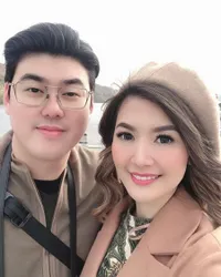 5 Tahun Menikah, Begini Potret Mesra Asty Ananta dan Suami yang Tetap Harmonis Meski Tak Dapat Restu Dari Orang Tua