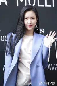 6 Idol K-Pop Cantik Ini Lancar Bahasa Inggris Meski Gak Pernah Tinggal di Negara Western