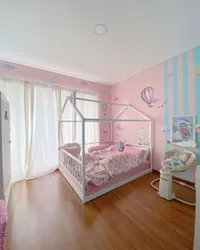 6 Penampakan Kamar Anak Ryana Dea, Banyak Stiker Lucu Pada DIndingnya dan Cozy Abis