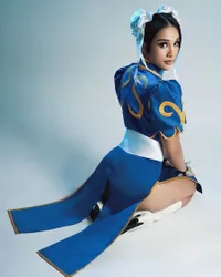 6 Potret Anya Geraldine Jadi ChunLi saat Halloween, Mirip Banget Bikin Netizen Terpesona
