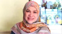 6 Potret Dorce Gamalama, Sempat Berontak Hingga Diberi Obat Penenang Ketika Ditangani Dokter Karena Gelisah dengan Penyakitnya