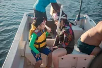 6 Potret Nagita Slavina Main Bareng Kiano di Laut Saat Liburan ke Labuan Bajo, Jadi Pengen Cepet Punya Baby Lagi