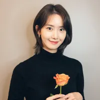 6 Potret Terbaru Yoona di Akun Instagram Resminya, Cantiknya Natural dengan Rambut Pendek