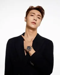 7 Aktor China Ganteng dan Populer Alumni SM Entertainment, dari Lay EXO Hingga Hou Minghao