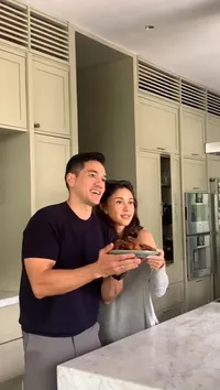 7 Alasan Kenapa Andrew White Dilarang ke Dapur Bantu Nana Mirdad Masak, Sampai Dikomentari Mertua