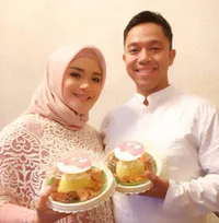 7 Bulanan Kehamilan Sheza Idris Meriah Bersama Orang Terkasih