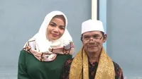 7 Foto Ayah Dinar Candy, Seorang Guru Ngaji & Pendiri Pesantren