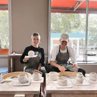 7 Foto Momen Pottery Date Agnez Mo dan Pacar Gantengnya, Romantis Bak Adegan Mesra di Drakor